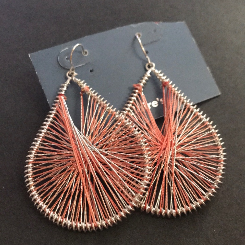 Teardrop earrings